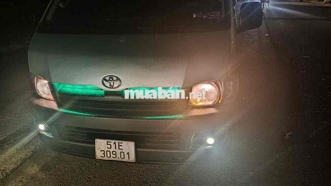 Toyota Hiace 2009 Dầu 6 chỗ 900kg Xanh ngọc