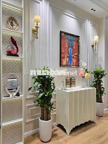 134 CHO THUÊ NHÀ ĐẸP 3 TẦNG 250M² CÓ BỒN TẮM LỘ THIÊN