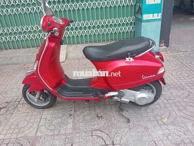 Piaggio Vespa 125 FI 2012 màu Đỏ