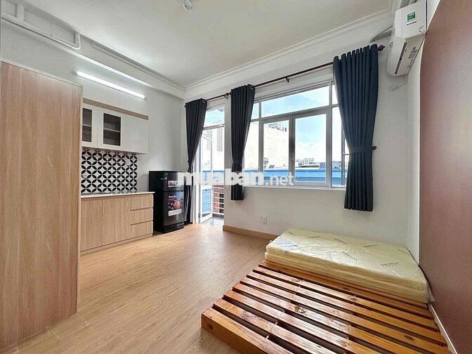 Căn hộ mới xây Ban công Kế cầu Chà và sát Y Dược