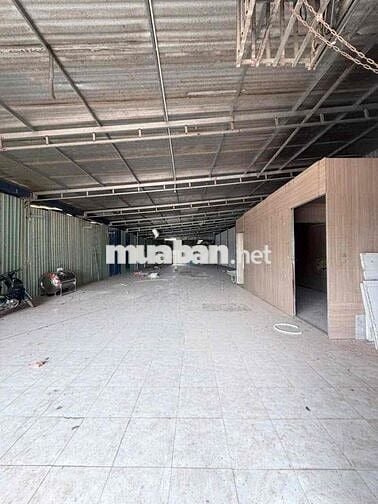 Cho thuê kho 385m2 Trống Suốt— Có văn phòng nền gạch men