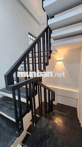 NHÀ MỚI 3PN HẺM XE HƠI GẦN TRẦN HƯNG ĐẠO_ TIỆN Ở VÀ KINH DOANH