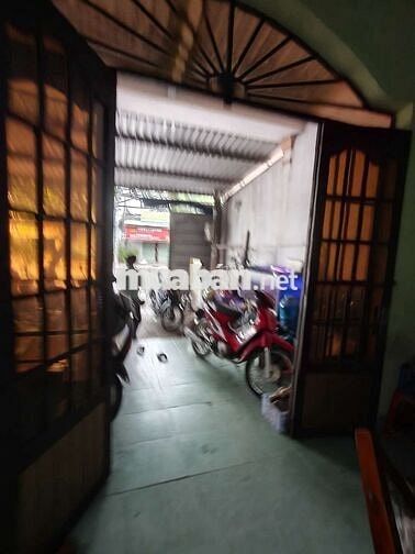 Nhà mặt tiền đường Nguyễn Văn Tuôi Thị Trấn Bến Lức.