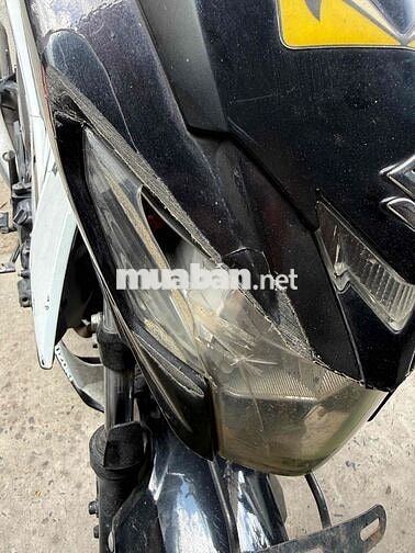 Suzuki Satria 2019 Trắng đen