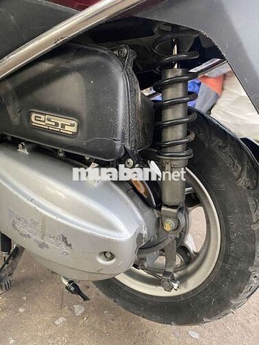  Lead 125 đỏ đầu chưa mở còn dán keo 9 chủ q3