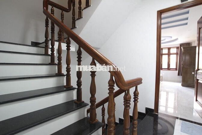 Gần Etown Cộng Hòa , Đường Nhất Chi Mai Quận Tân Bình giá 4tr5/tháng