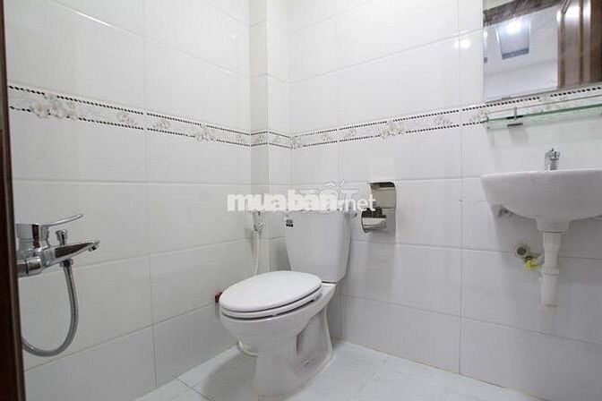 Gần Etown Cộng Hòa , Đường Nhất Chi Mai Quận Tân Bình giá 4tr5/tháng