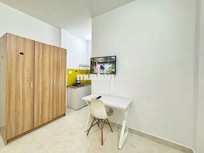 Căn Hộ Full Nội Thất 30M2 Giá Tốt Ngay Hoàng Sa Gần Chợ PHạm Văn Hai 