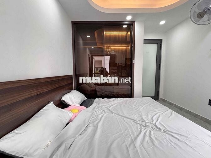 khai trương 1 phòng ngủ ban công ngay Phố Phan Đăng Lưu giáp Q1 Q3 PN