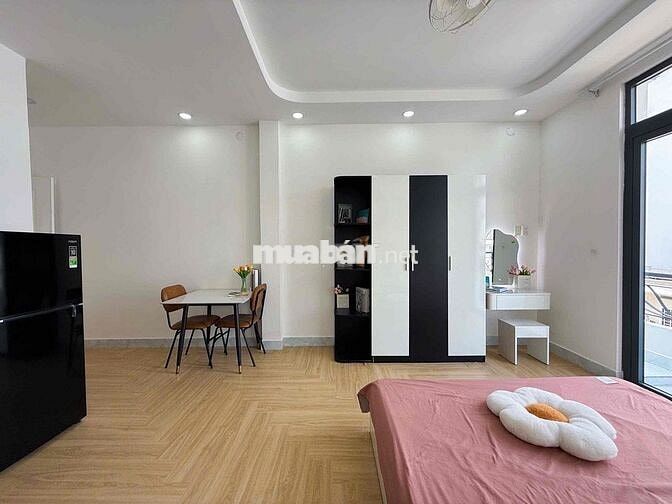 CĂN HỘ BAN CÔNG RỘNG TRUNG TÂM QUẬN 7