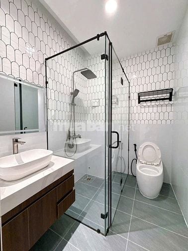 CHÍNH CHỦ CẦN BÁN GẤP NHÀ VƯỜN TRỊNH QUANG NGHỊ - GẦN BẾN XE QUẬN 8