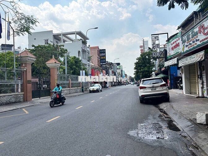 Chính chủ bán Nhà Đất mặt tiền Kinh Doanh Lê Văn Sỹ,P.2,Tân Bình,HCM.