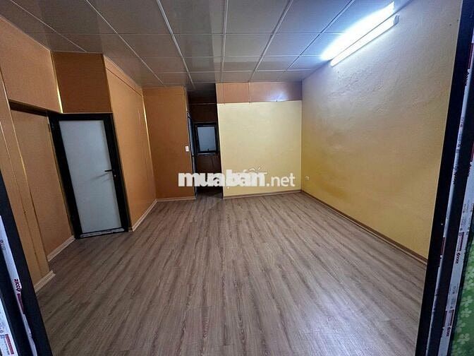 CHO THUÊ PHÒNG KHÉP KÍN QUAN HOA, CẦU GIẤU 2,6TR