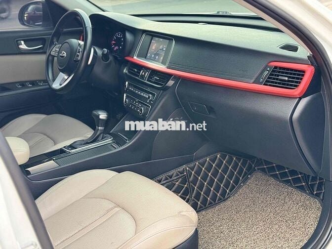 Kia Optima Luxury 2020 Trắng 82.000 km