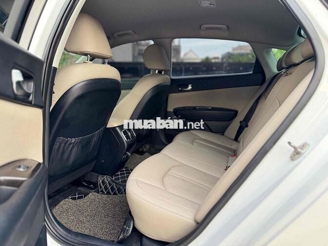 Kia Optima Luxury 2020 Trắng 82.000 km