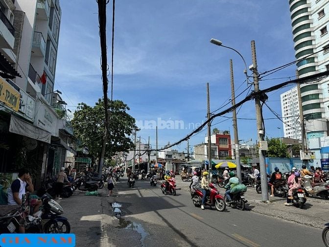 BÁN NHÀ MẶT TIỀN KINH DOANH : 83 HUỲNH THIỆN LỘC - P. HÒA THẠNH - Q.TP