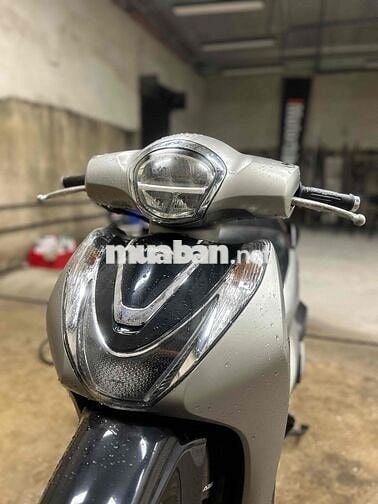 Honda SH Mode 2021 Bạc