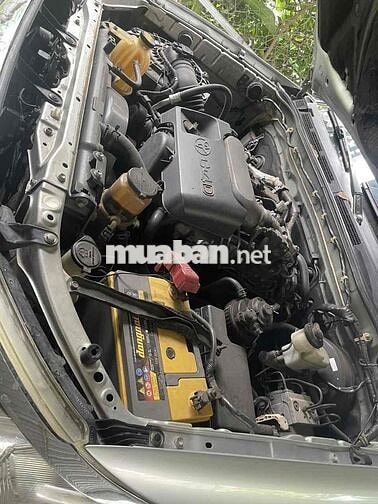 Toyota Fortuner 2010 Số sàn Bạc 184.115 km