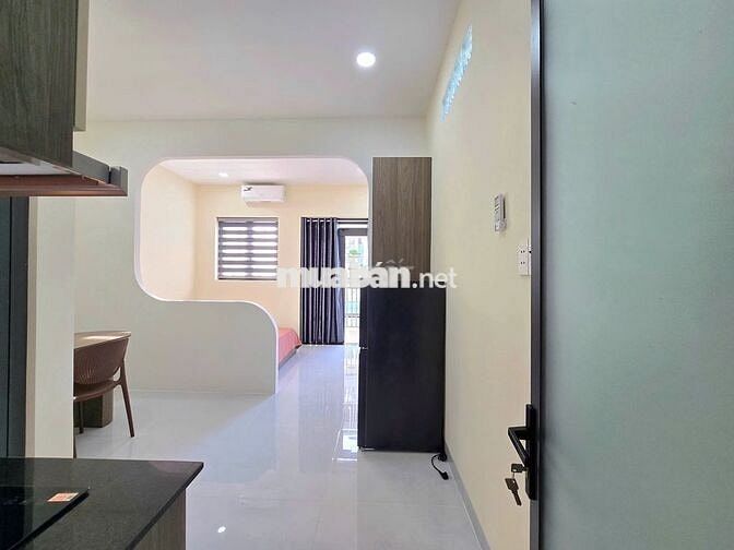 CHDV 1PN tách bếp bancol ngay Vạn Phúc city. Mới 100% nội thất cao cấp