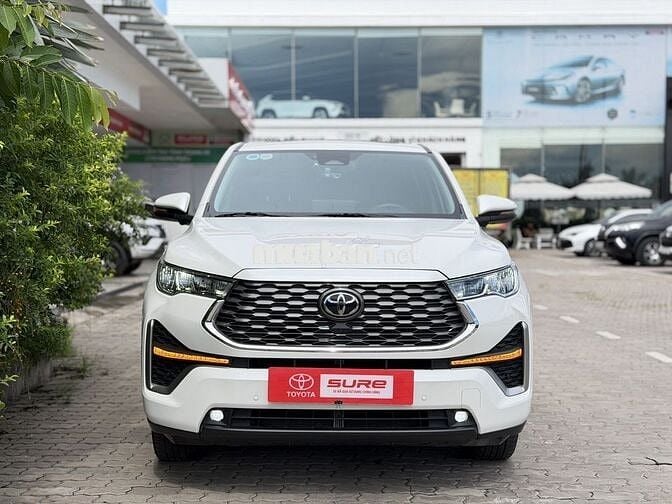 CẦN BÁN TOYOTA INNOVA CROSS 2.0HEV 2024 GIÁ TỐT