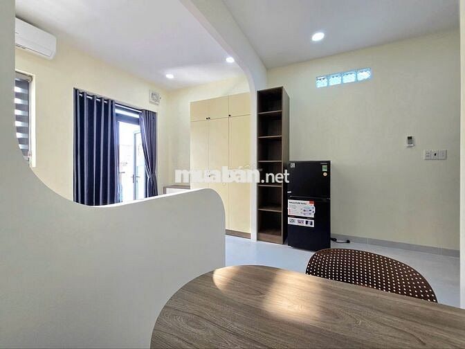CHDV 1PN tách bếp bancol ngay Vạn Phúc city. Mới 100% nội thất cao cấp