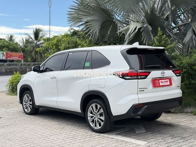 CẦN BÁN TOYOTA INNOVA CROSS 2.0HEV 2024 GIÁ TỐT