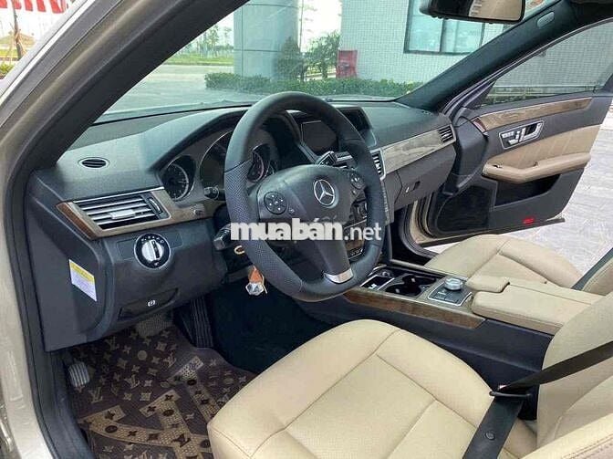 Mercedes E350 2009 4x4Matic Vàng cát