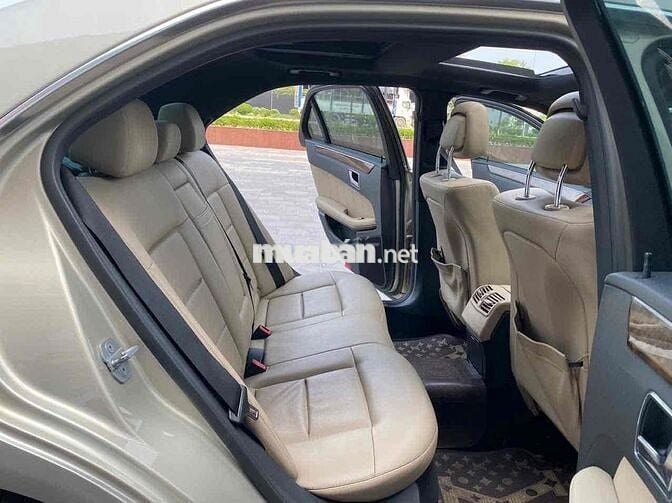 Mercedes E350 2009 4x4Matic Vàng cát