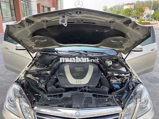 Mercedes E350 2009 4x4Matic Vàng cát