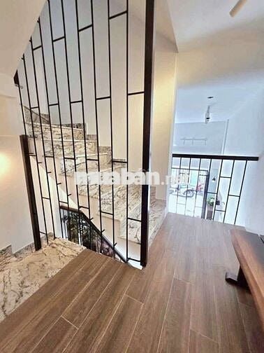 NHÀ 5 TẦNG ĐẸP HIẾM FULL NỘI THẤT, HẺM XE HƠI, KẾ ĐẦM SEN, BỐN XÃ 