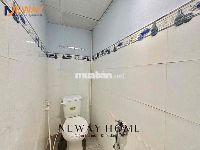 Phòng Rộng Giá Rẻ Ngay DH Công Thương Tiện Qua Tân Bình