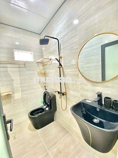STUDIO NGAY TRUNG TÂM_RỘNG RÃI_THOÁNG MÁT_NEW 100%