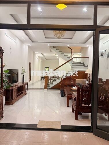 Cho thuê nhà mới 2 tầng đường PHẠM HỮU NHẬT , 3PN giá 22tr/tháng