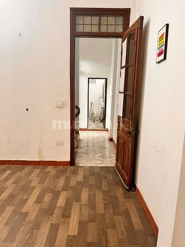 Cho thuê nhà 50m2 mặt ngõ ô tô tránh làm văn phòng