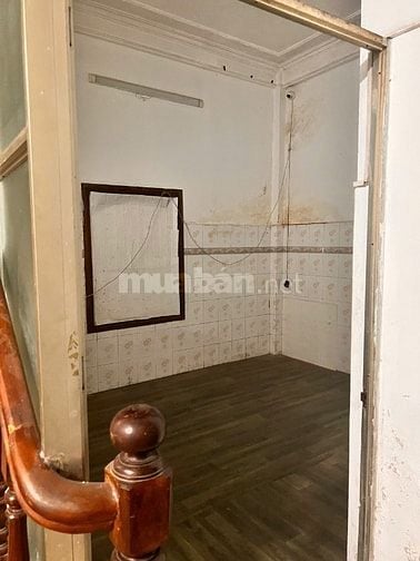 Cho thuê nhà 50m2 mặt ngõ ô tô tránh làm văn phòng