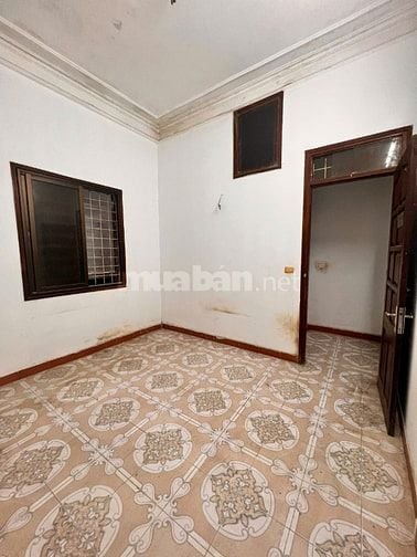 Cho thuê nhà 50m2 mặt ngõ ô tô tránh làm văn phòng
