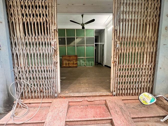 Cho thuê nhà 50m2 mặt ngõ ô tô tránh làm văn phòng