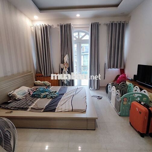 Cho Thuê Nhà Hẻm Xe Hơi Khu Dân Cư 60m2 4 Tầng Ngay Chợ Hiệp Bình