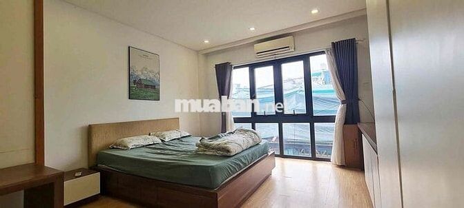 Cho thuê căn hộ trung tâm Quận 1 Trần Đình Xu gần ĐH Mở TP.HCM