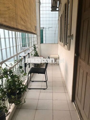 Chính chủ cần cho thuê ở ngay CHDV đường Lê Thị Riêng, Quận 1