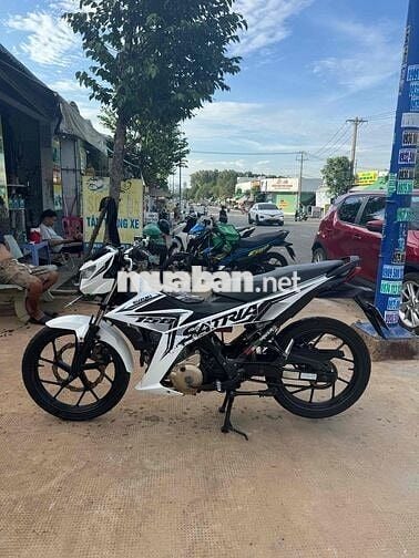 Suzuki Raider Trắng