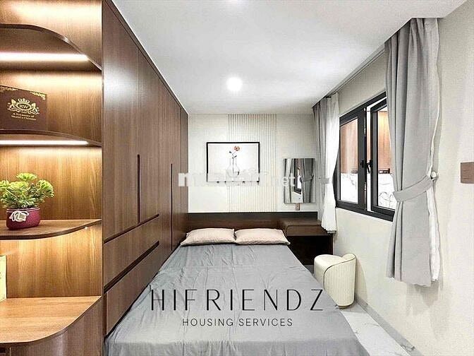 PENTHOUSE NGAY TẠI QUẬN 1 TÁCH BẾP BAN CÔNG