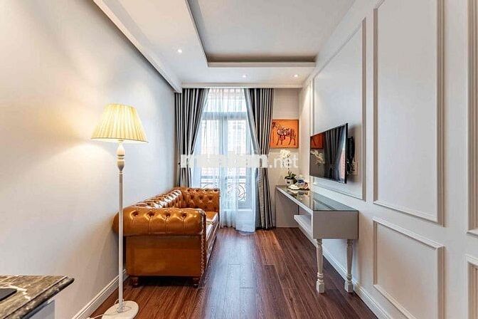 TUYỂN LỄ TÂN ( Nam ) khách sạn Q7 BIẾT TIẾNG ANH