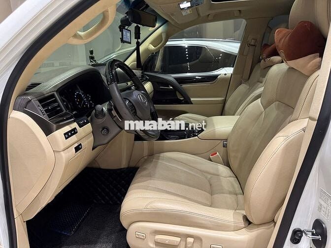 Lexus LX570 2018 Trắng Camay 59.000 km