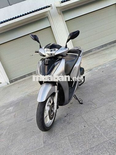 Bán Honda SH 125 đời 2017 xe chính chủ 