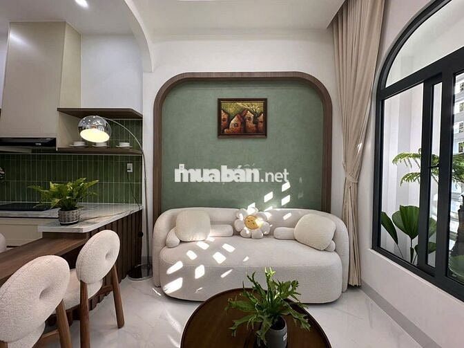 Nhà Gần Ngã 6 mới Giá rẻ nhỉnh hơn 2 tỷ 