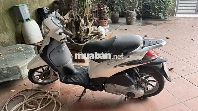 Piaggio Liberty 150 3V ie Trắng