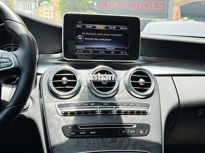 Mercedes-Benz C200 2017 Trắng Xăng 2.0 Turbo