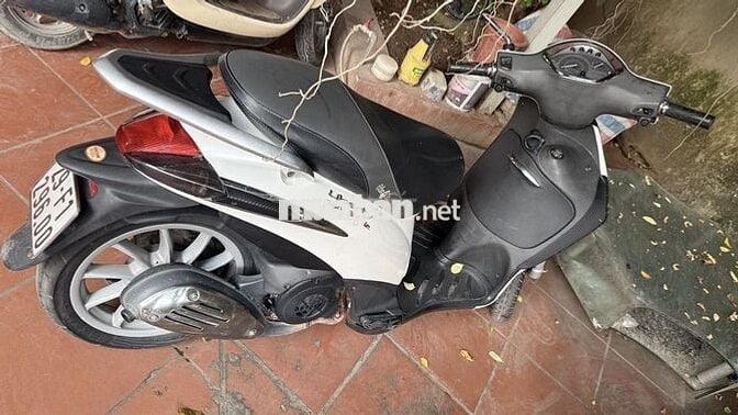 Piaggio Liberty 150 3V ie Trắng
