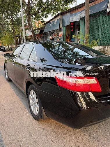 Toyota Camry 65886 km màu Đen